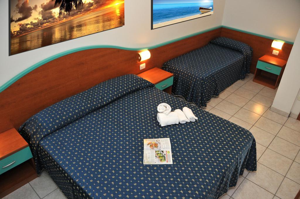 Isola Di Pasqua Apartman Caorle Kültér fotó